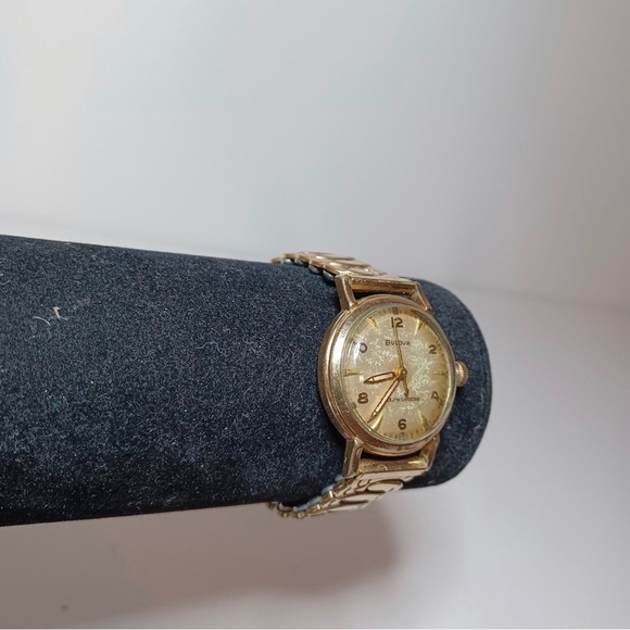 Vintage Bulova Watch - L7, Self-winding Waterproof Anti-Magnetic 10k GF - Picture 2 of 11